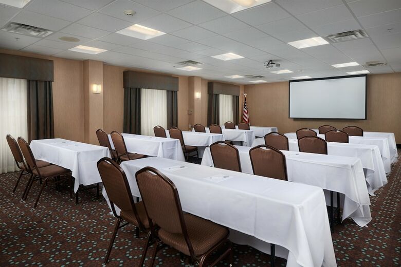 Hotel Hampton Inn & Suites Canton