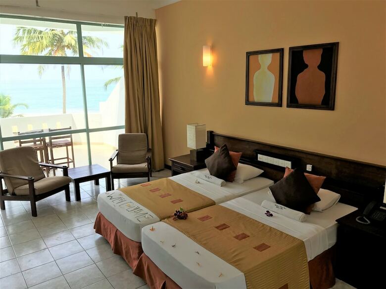 Hotel Induruwa Beach Resort