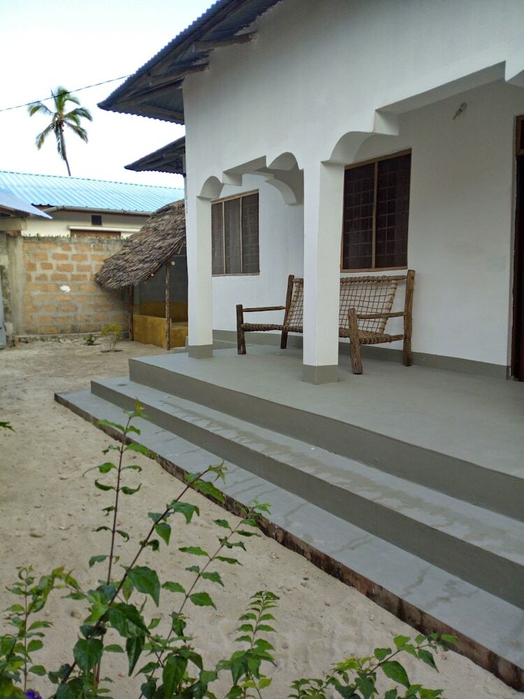 Hotel Delina Mshimba Guest House