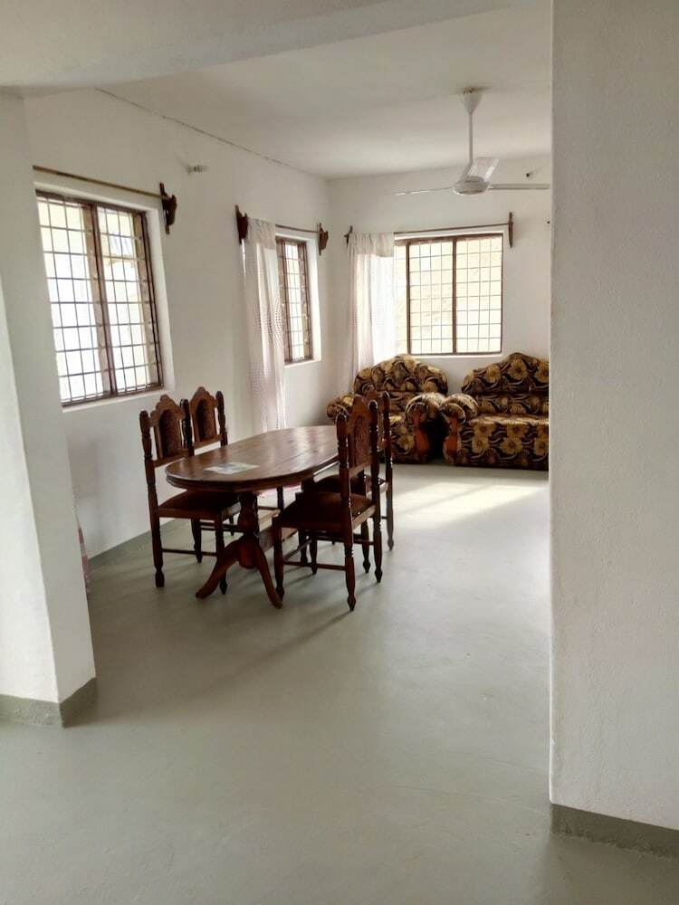 Hotel Delina Mshimba Guest House