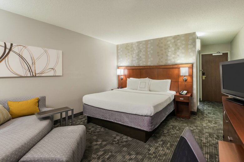 Hotel Courtyard By Marriott Mobile