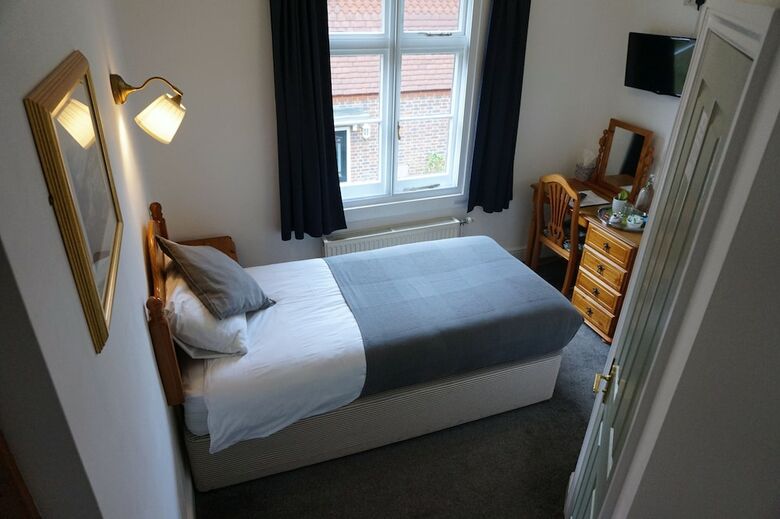 Hotel Villa Verde Gatwick