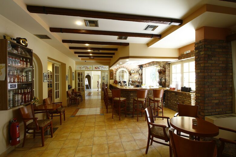 Bintzan Inn Hotel