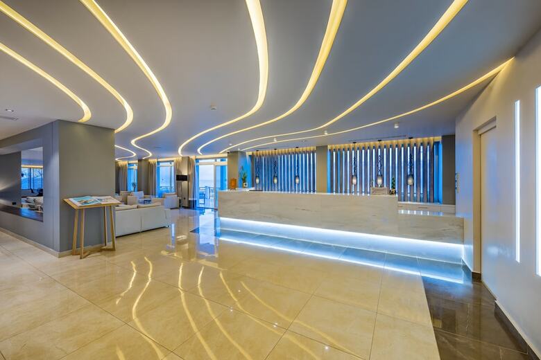Hotel Alexandra Beach Resort & Spa