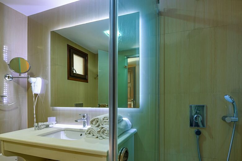 Hotel Alexandra Beach Resort & Spa
