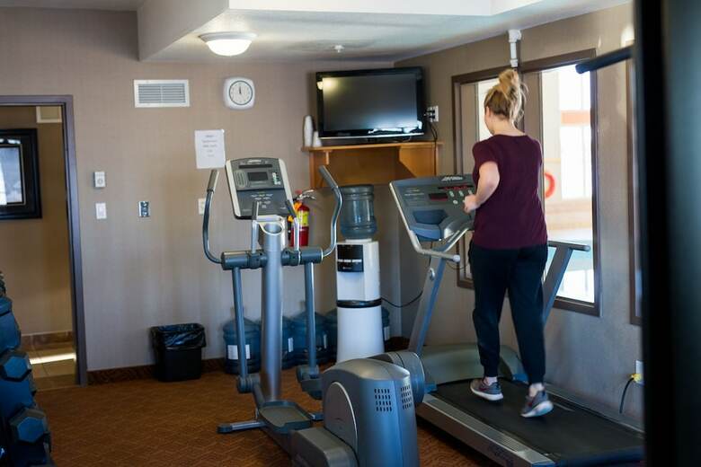Hotel Peavine Inn And Suites High Prairie