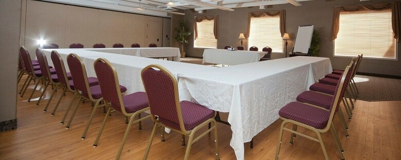 Hotel Peavine Inn And Suites High Prairie