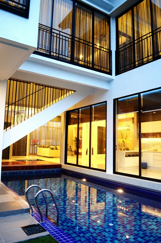 Atlantis Pool Villa Ipoh