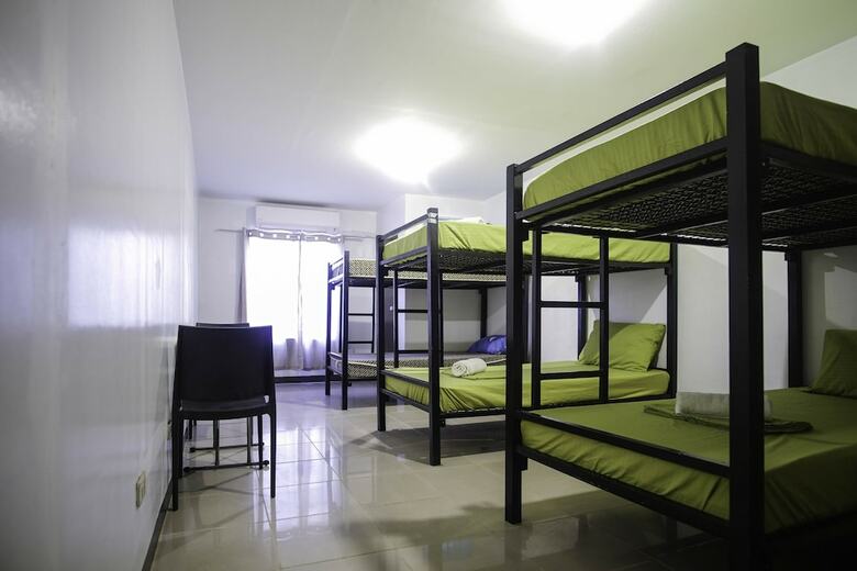 Hostal Sr Hostel - Adults Only