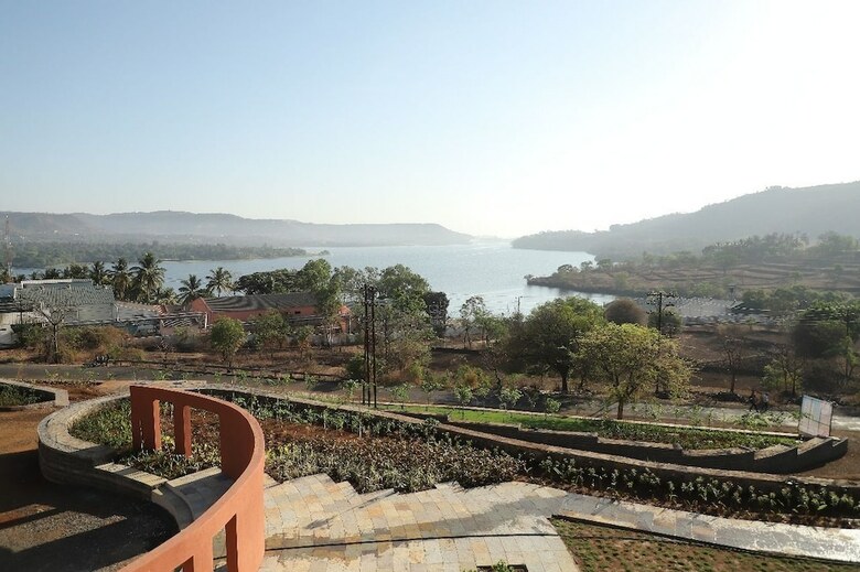 Hotel Ripples Resort