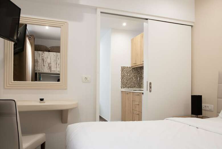 Aparthotel Tristhenia Hotel