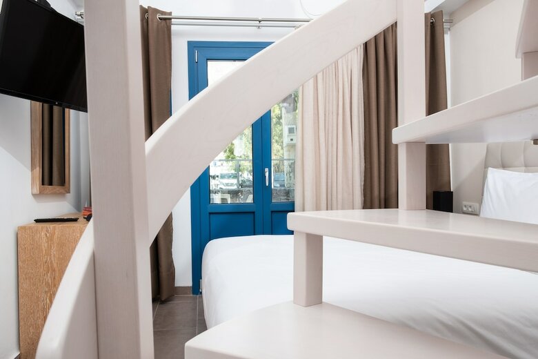 Aparthotel Tristhenia Hotel
