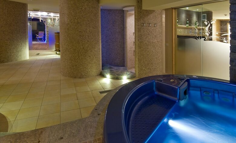 Maison Cly Hotel & Restaurant