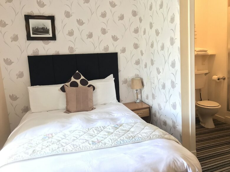Old Coach House Hotel