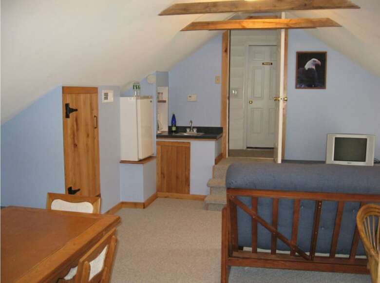 Mariaville Lake Bed And Breakfast