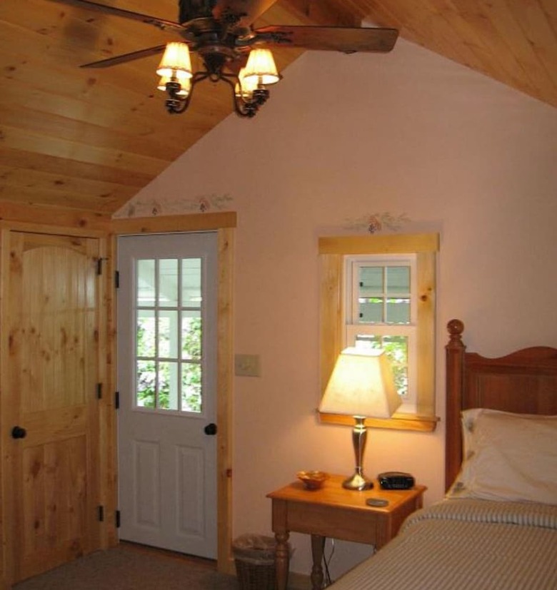 Mariaville Lake Bed And Breakfast