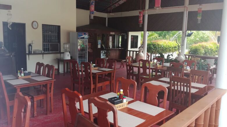 Hotel Bonita Oasis Beach Resort