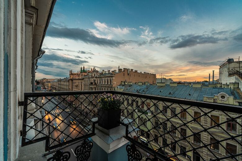 Hotel Nevskiy Eclectic By Akyan