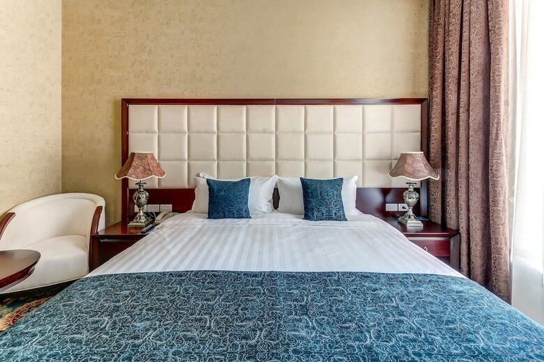 Hotel Nevskiy Eclectic By Akyan