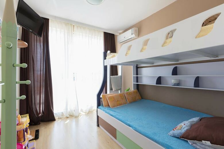 Aparthotel Two Bedroom Apartment With Large Balcony
