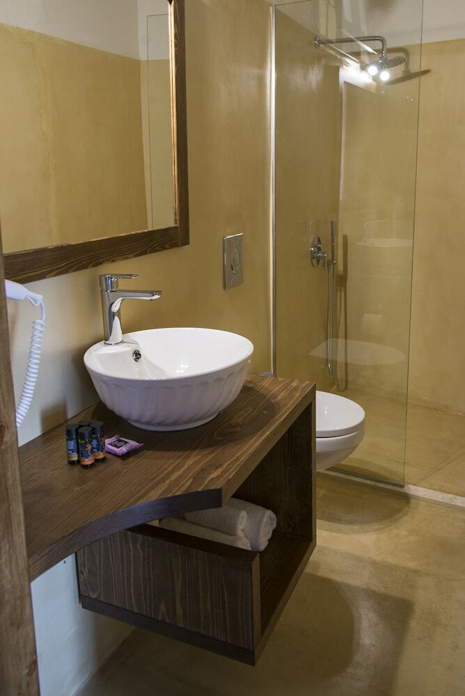 Captain Vasilis Hotel