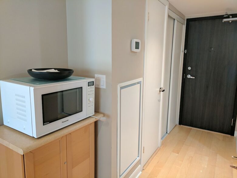 Hotel Suites Near Eaton Centre
