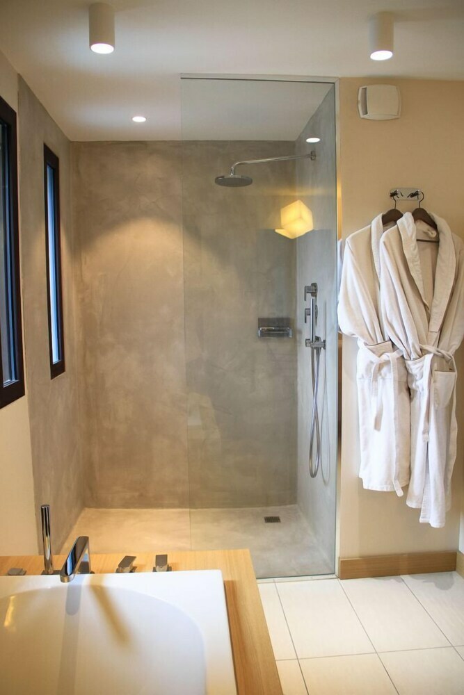 Hotel L'aubini�re