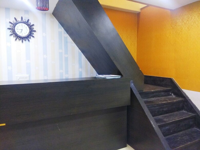 Hotel Airport Inn Residency