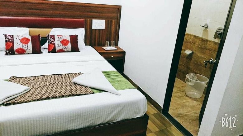 Hotel Airport Inn Residency