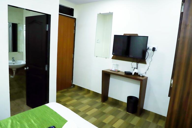Hotel Airport Inn Residency