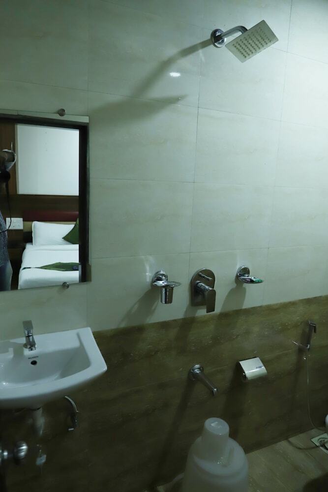 Hotel Airport Inn Residency