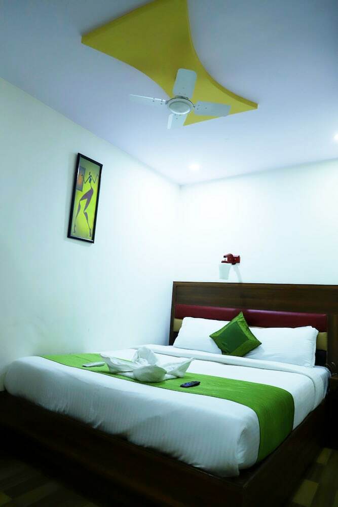 Hotel Airport Inn Residency