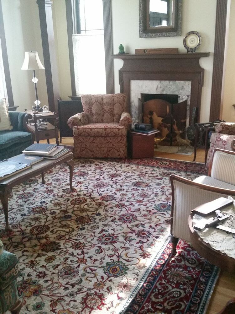 Spahn House Bed And Breakfast