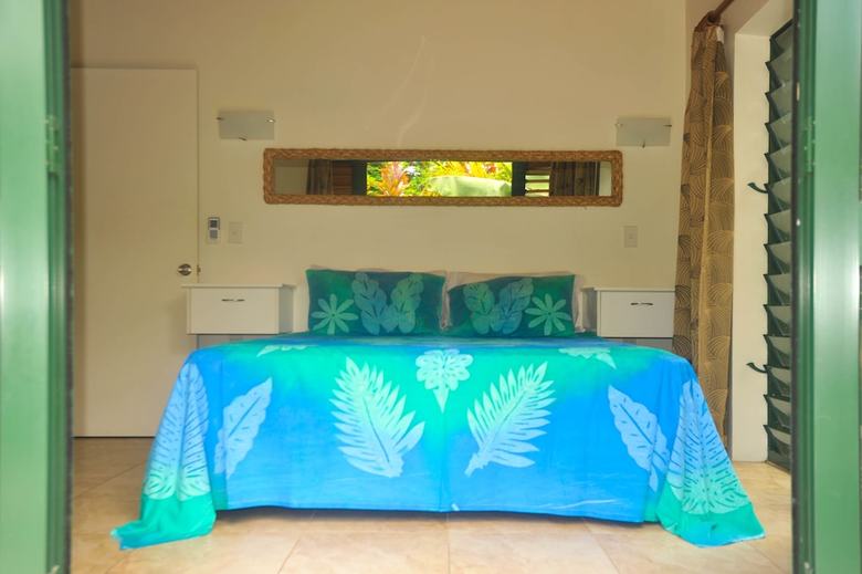 Villa Dorothy's Muri Beach Bungalows