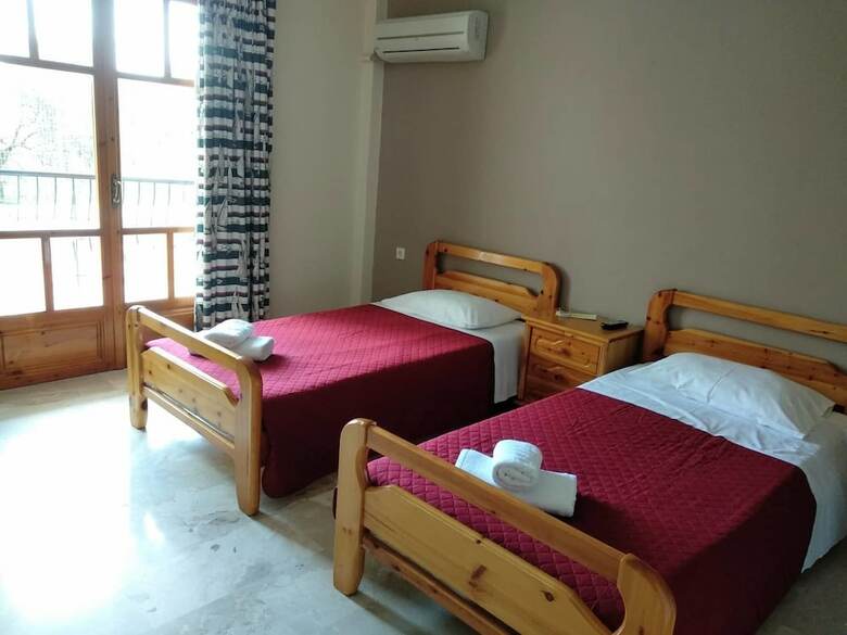 Apartamentos Orelia Pension