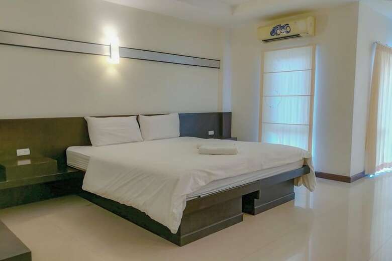 Hotel K.m. House