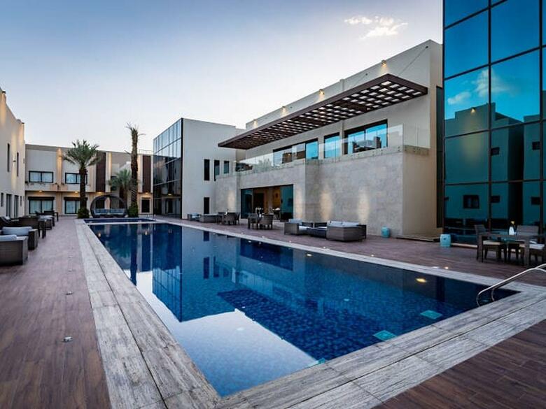 Braira Hettin Resort & Villas