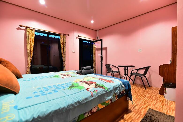 Hotel Chomlay Room & Restaurant