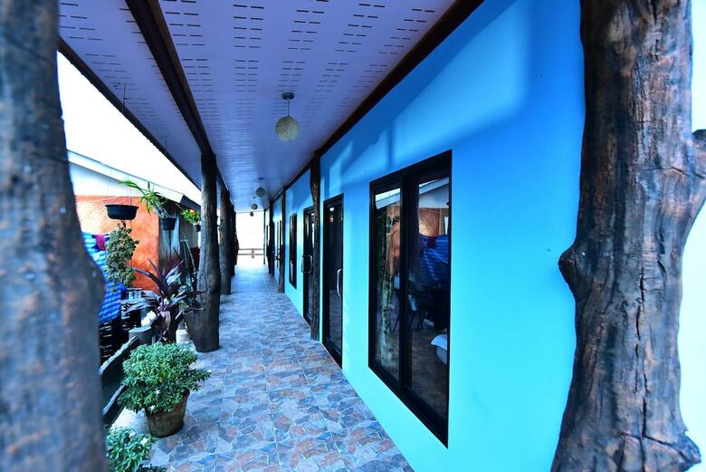 Hotel Chomlay Room & Restaurant
