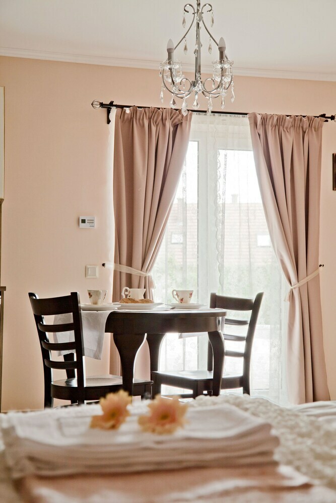 Barackvir�g Apartmanh�z