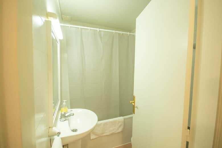 Apartamentos Center Plaza Figueres