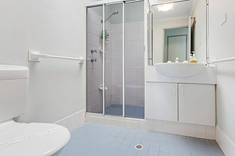 Apartamentos Cirrus, 6/44 Marine Drive