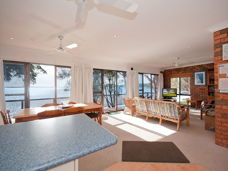 Apartamentos Crystal Waters, 2/79 Foreshore Drive