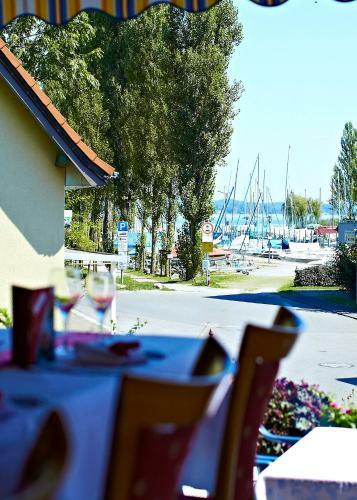 Hostal Gasthaus Schiff