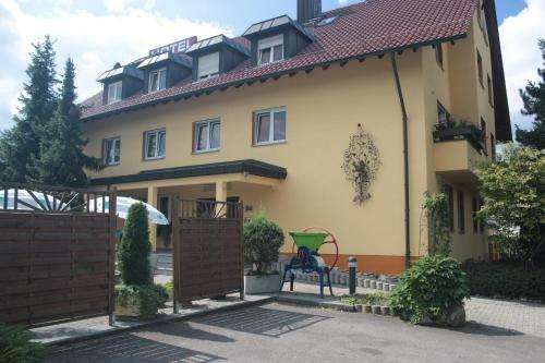 Hotel-g�stehaus L�wen