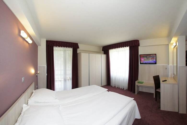 Hotel Eden Grand Resort