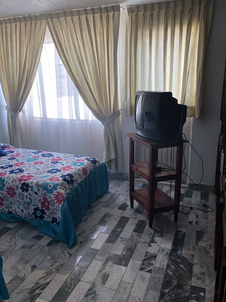 Hostal Hostel Guadalajara Cosmopolitan