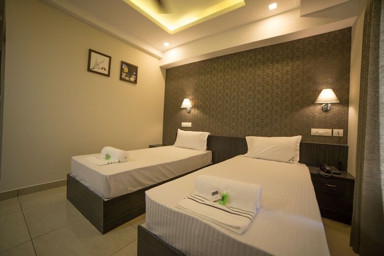 Hotel South Gate Residency