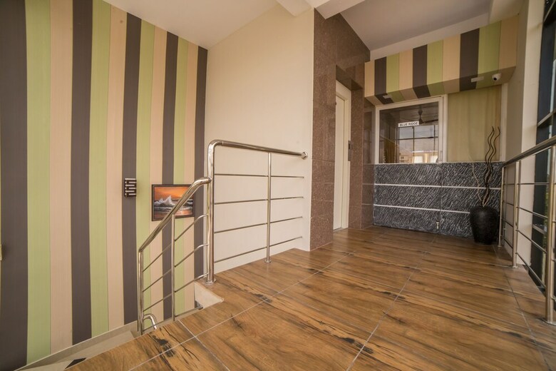 Hotel South Gate Residency