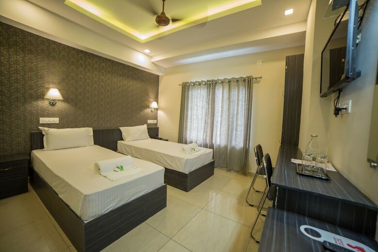 Hotel South Gate Residency